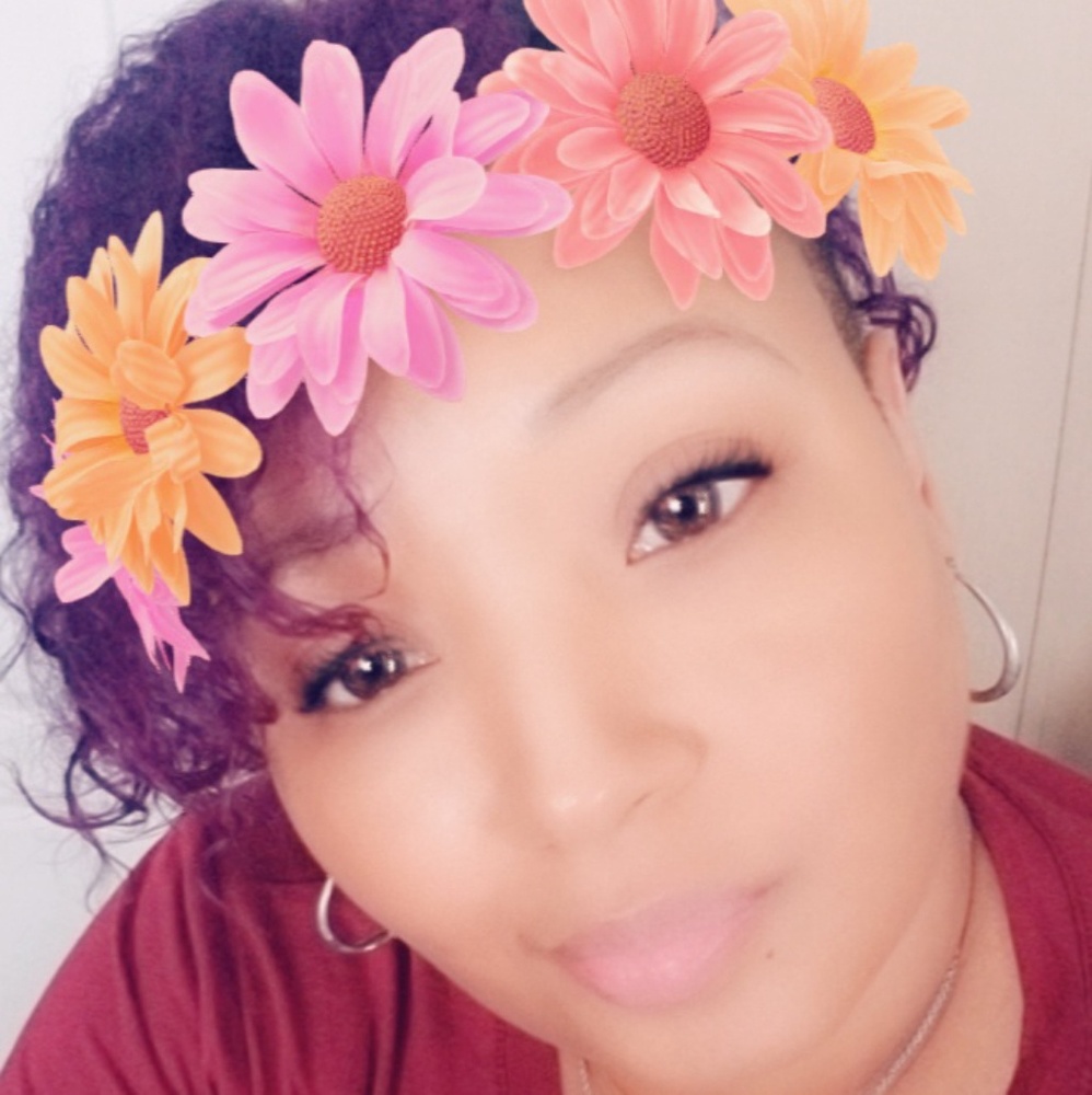 Meet your Posher, Latonya